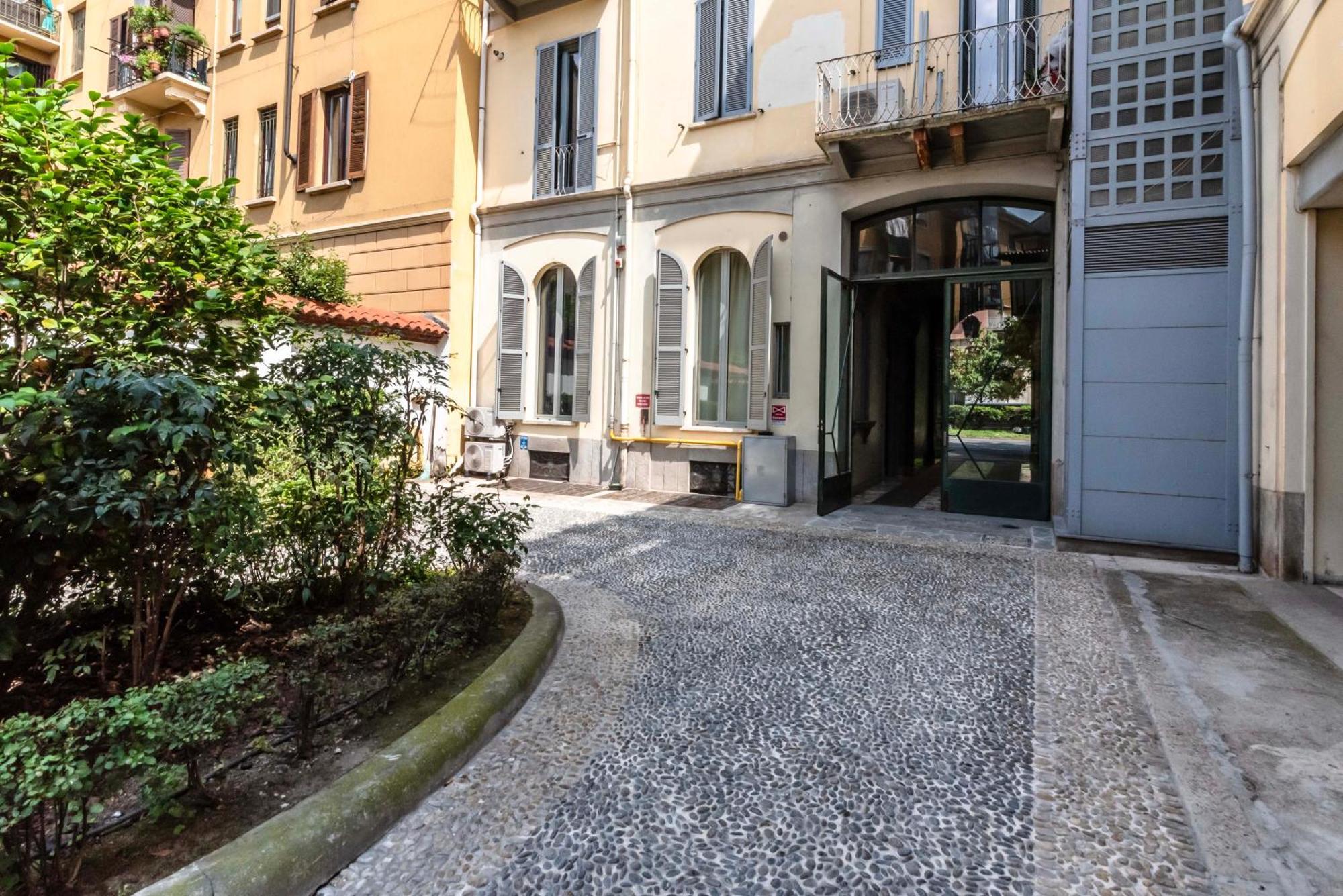 Dream Suites Milano Centro Porta Romana Exteriör bild